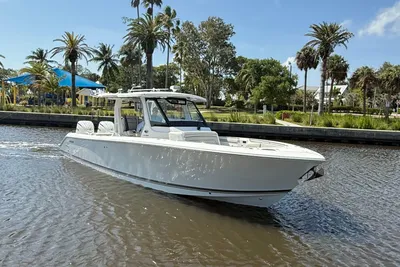 Pursuit S 328