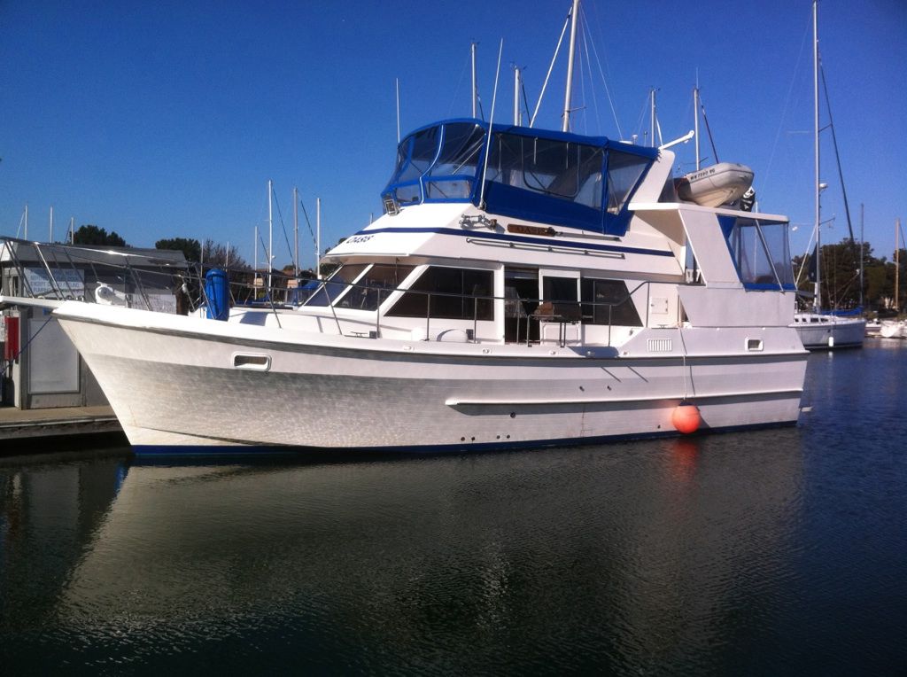 1985 CHB Ponderosa Sundeck Motoryacht