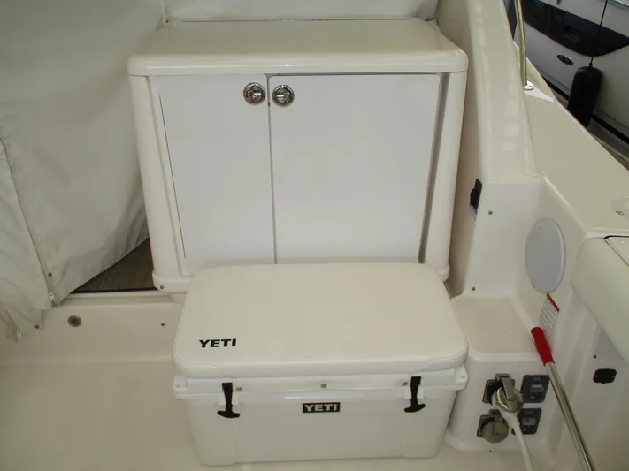 Via Con Dios Yacht Photos Pics 