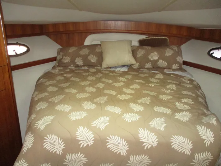 Via Con Dios Yacht Photos Pics 