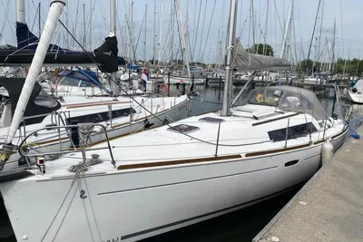 2009 Beneteau Oceanis 37