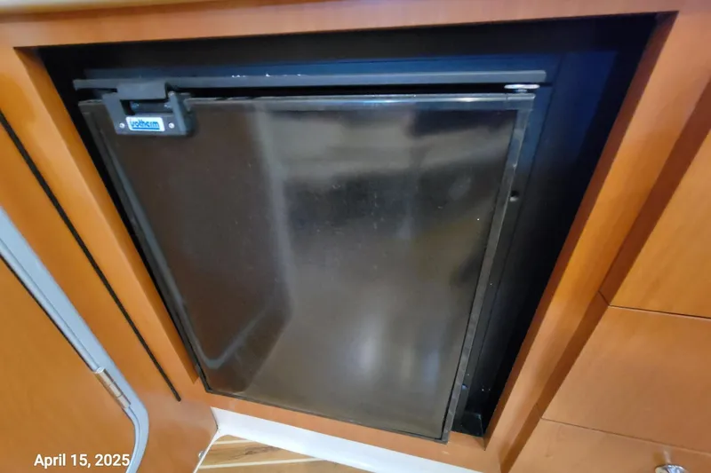 'betty Jane' Yacht Photos Pics 'Betty Jane'  -   Galley Refrigerator