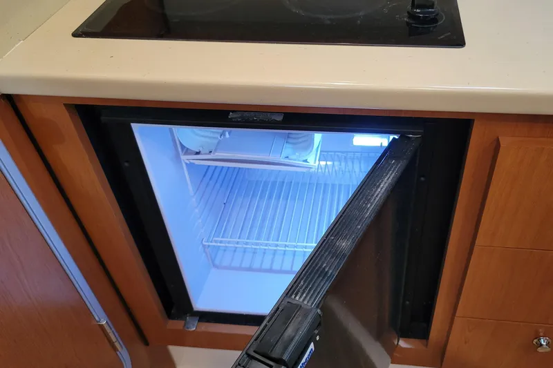 'betty Jane' Yacht Photos Pics 'Betty Jane'  -   Galley Refrigerator