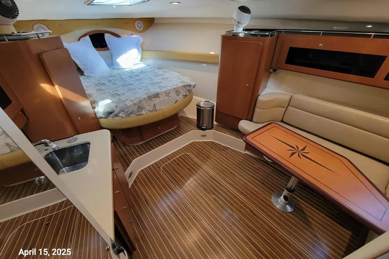 'betty Jane' Yacht Photos Pics 'Betty Jane'  -  Salon