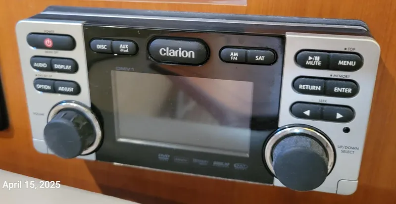 'betty Jane' Yacht Photos Pics 'Betty Jane'  -  Clarion Entertainment System