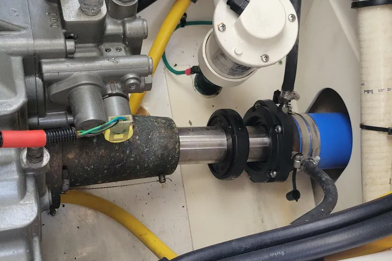 'betty Jane' Yacht Photos Pics Dripless Shafts