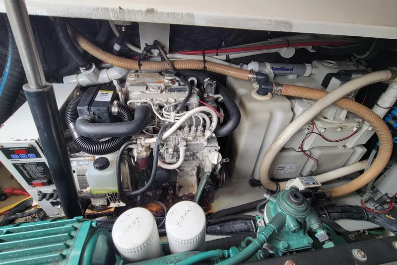'betty Jane' Yacht Photos Pics 'Betty Jane' - Kohler 8Kw Genset