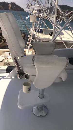 Constellation Yacht Photos Pics White captain's chair on a 1984 Sunny Briggs Custom Carolina boat.