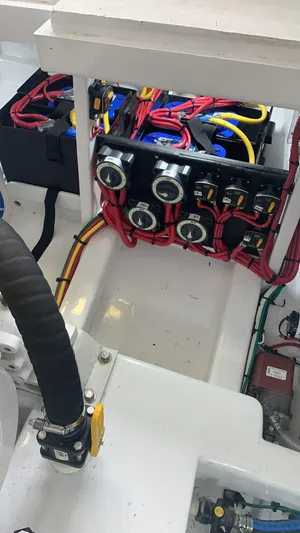 Constellation Yacht Photos Pics Electrical system of a 1984 Sunny Briggs Custom Carolina boat.