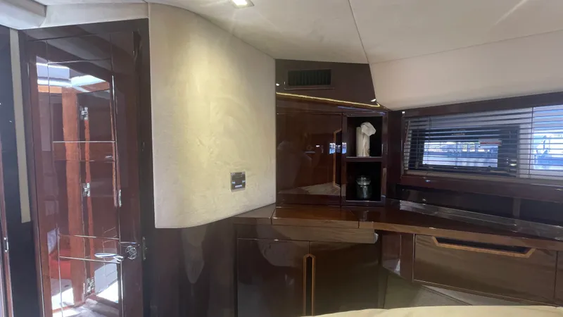 Keep Paddlin' Yacht Photos Pics Interior of Galeon 430 HTC yacht, year 2019.