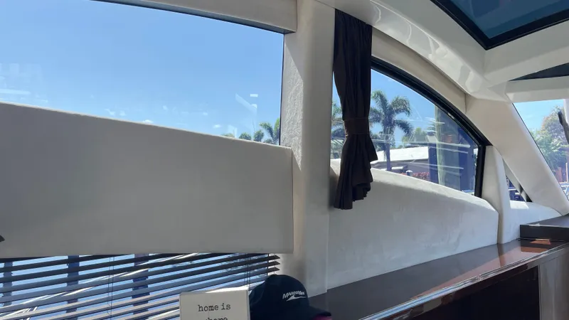 Keep Paddlin' Yacht Photos Pics Interior of 2019 Galeon 430 HTC yacht.