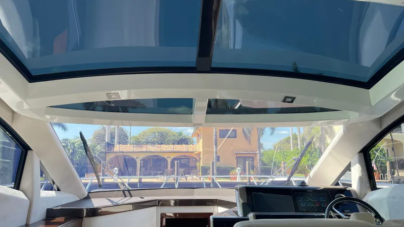 Keep Paddlin' Yacht Photos Pics Interior view of 2019 Galeon 430 HTC yacht.