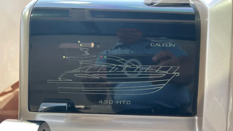 Keep Paddlin' Yacht Photos Pics Galeon 430 HTC 2019 boat sketch on display.