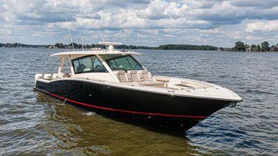 Yacht