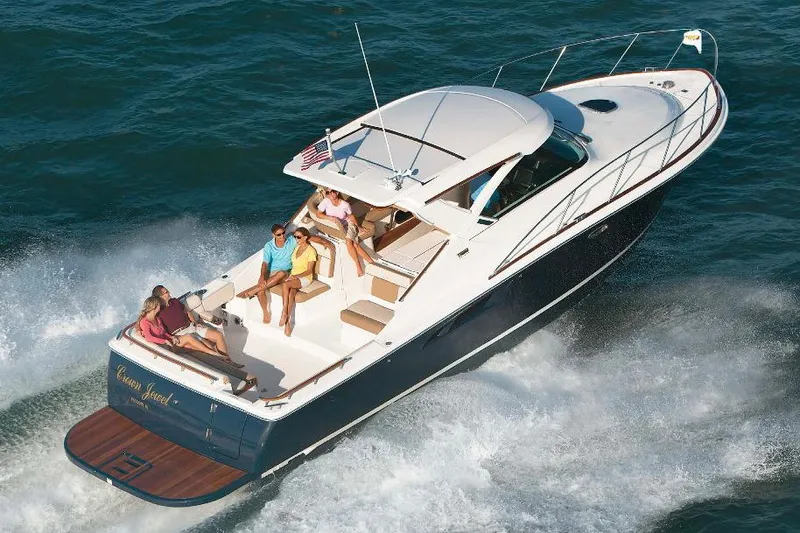 Intuition Yacht Photos Pics 