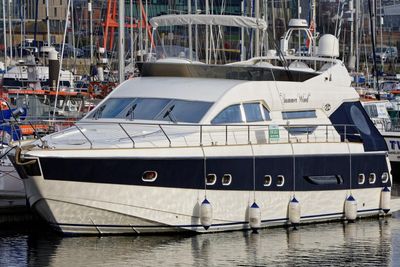 ultimate 18 yacht for sale