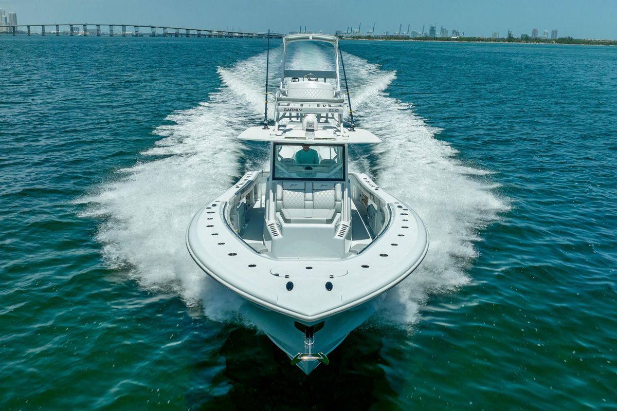 2023 Yellowfin 42 