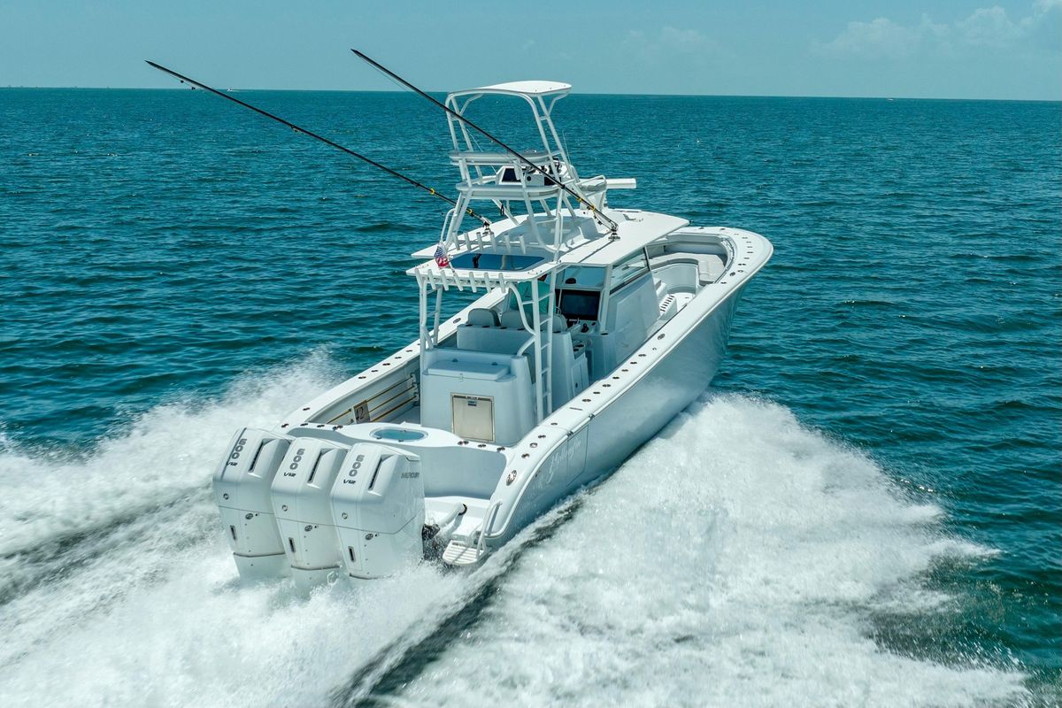 2023 Yellowfin 42 