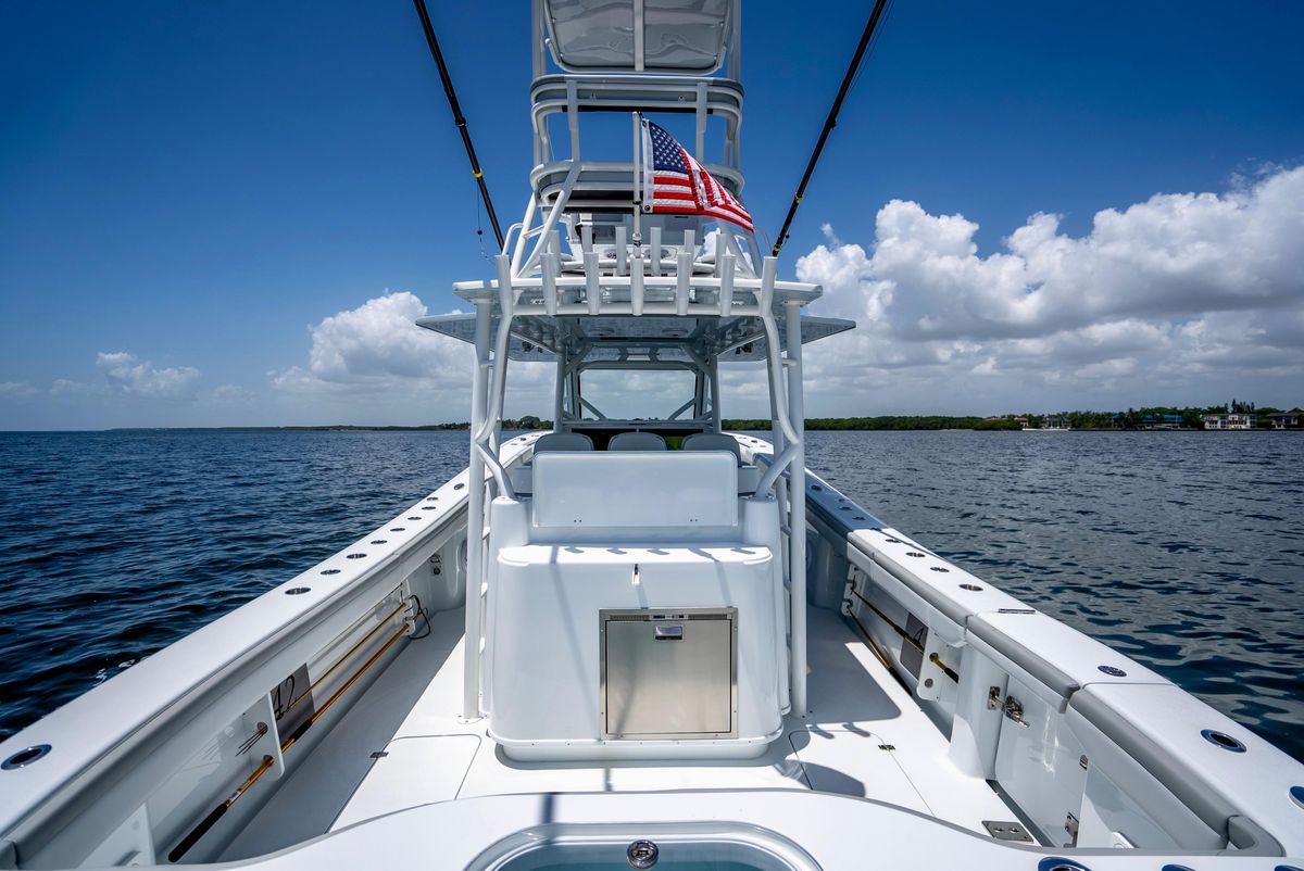 2023 Yellowfin 42 