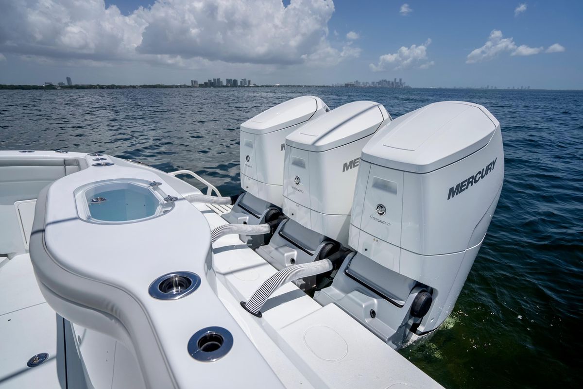 2023 Yellowfin 42 