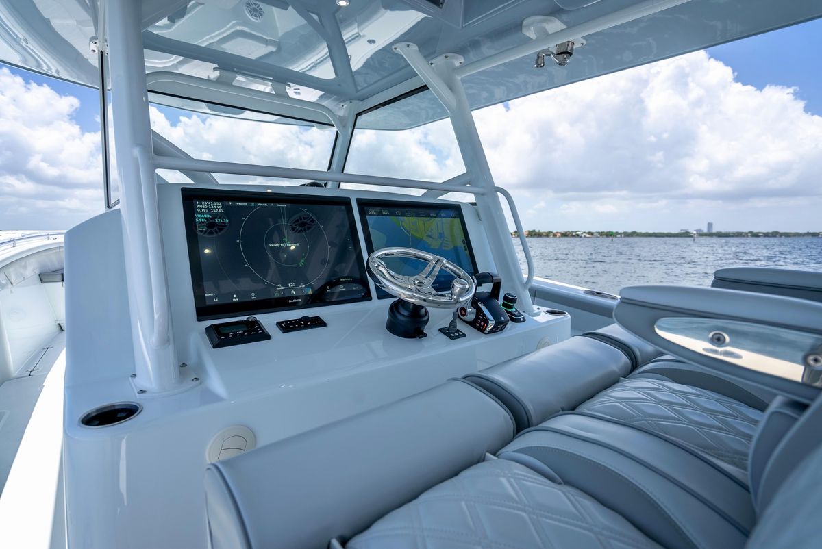 2023 Yellowfin 42 