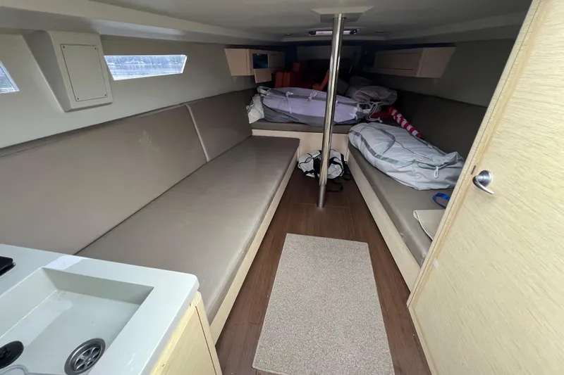 Saffire Yacht Photos Pics Interior of 2022 Saffier 33 Life yacht, featuring cozy seating and modern design.