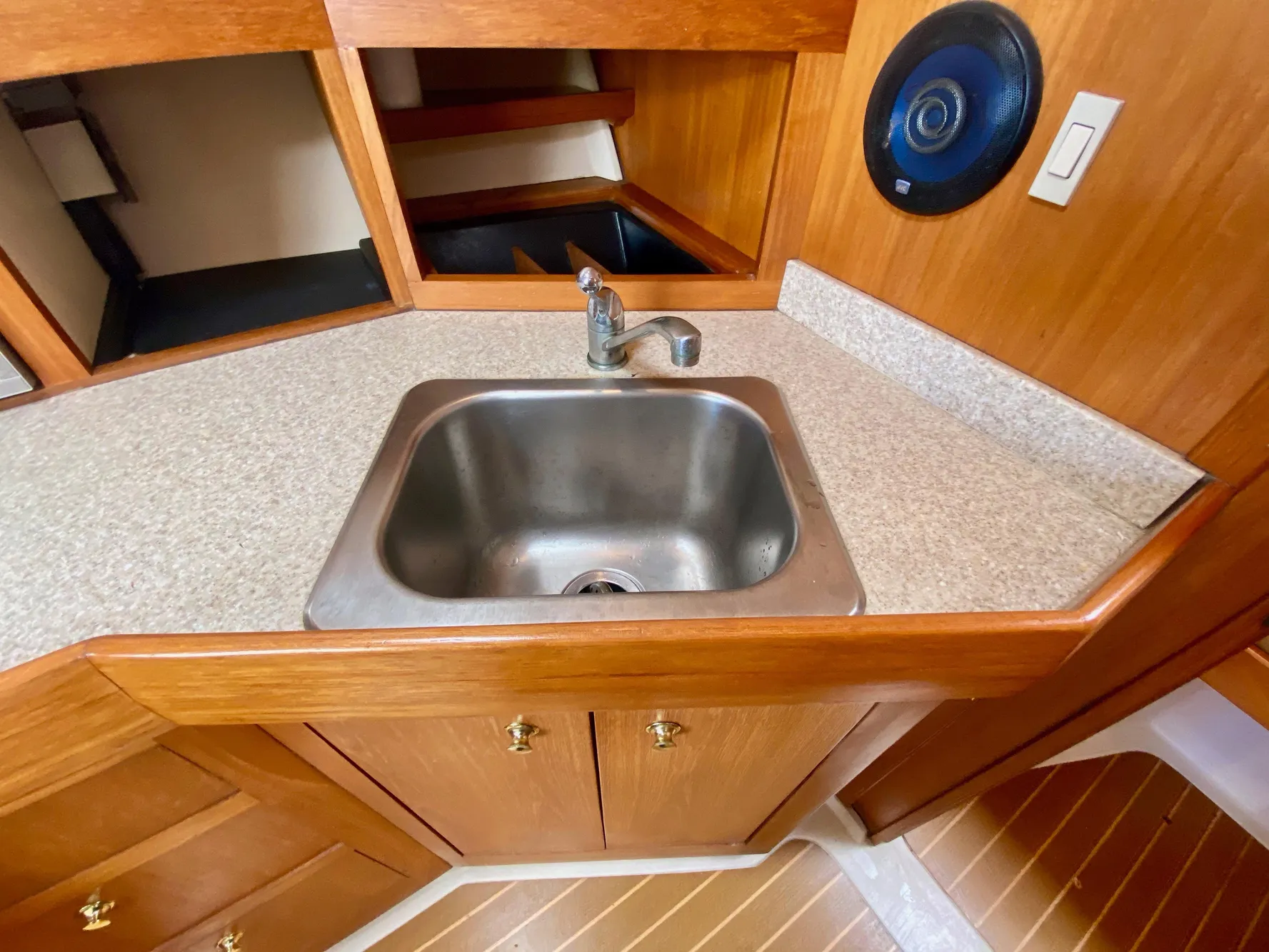 2000 Mainship Pilot 34 galley area with sink.