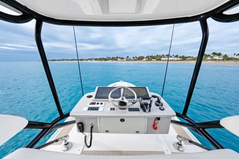 Half Irish Yacht Photos Pics 