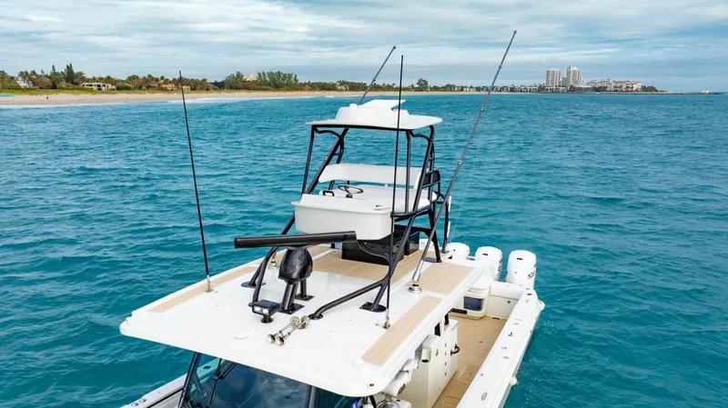 Half Irish Yacht Photos Pics 