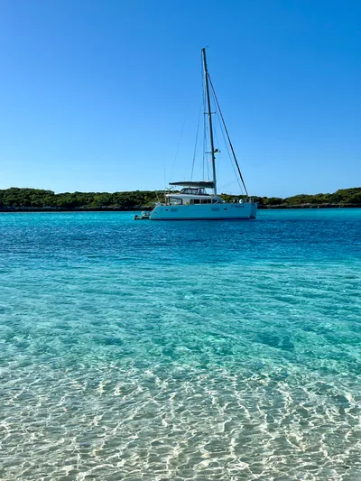 Vairea Yacht Photos Pics 