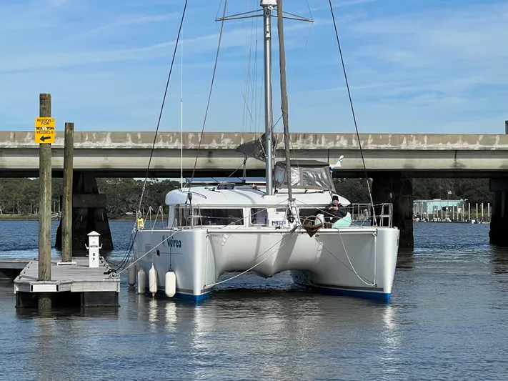 Vairea Yacht Photos Pics 