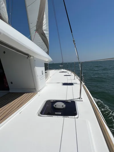 Vairea Yacht Photos Pics 