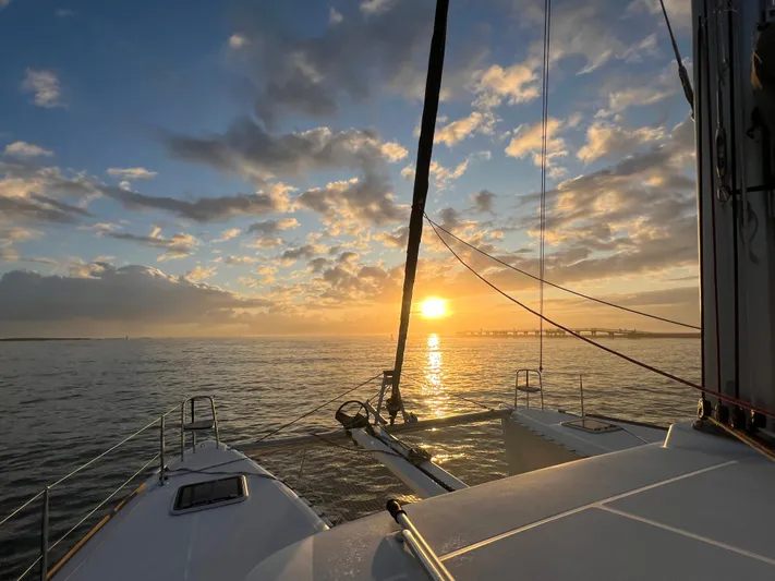 Vairea Yacht Photos Pics 