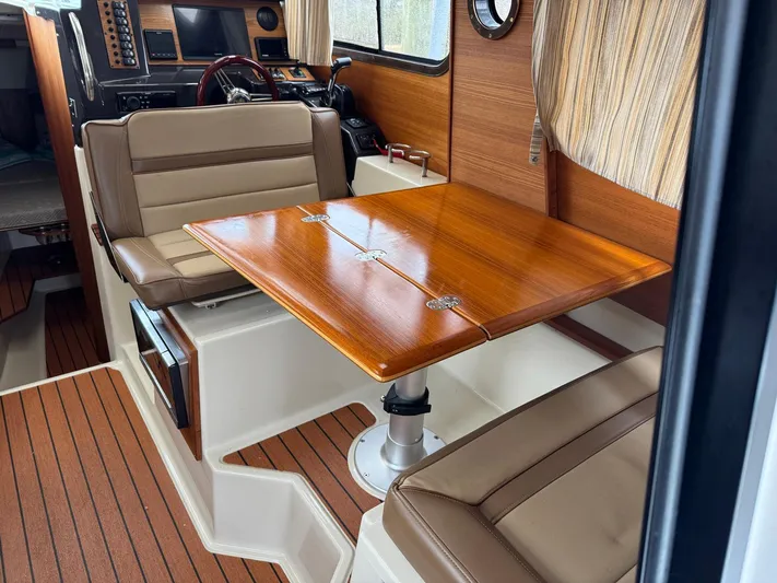 Moore Time Yacht Photos Pics 