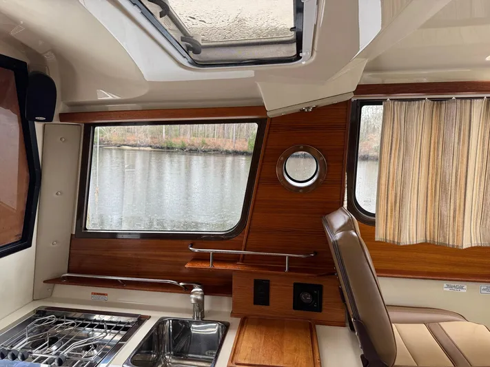 Moore Time Yacht Photos Pics 