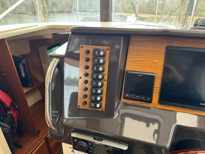 Moore Time Yacht Photos Pics 