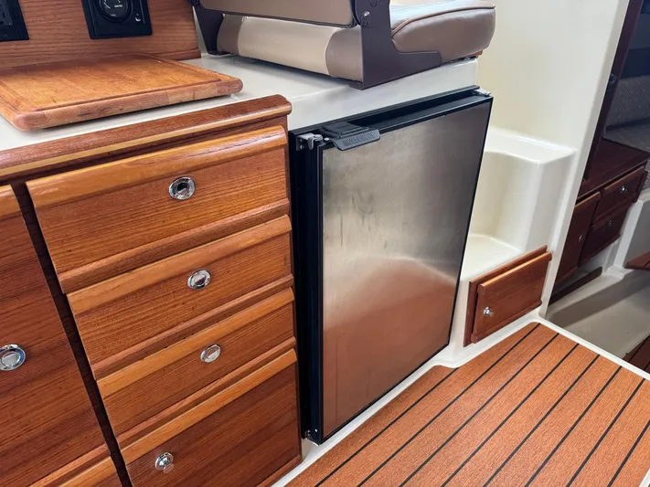 Moore Time Yacht Photos Pics 