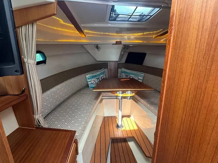 Moore Time Yacht Photos Pics 