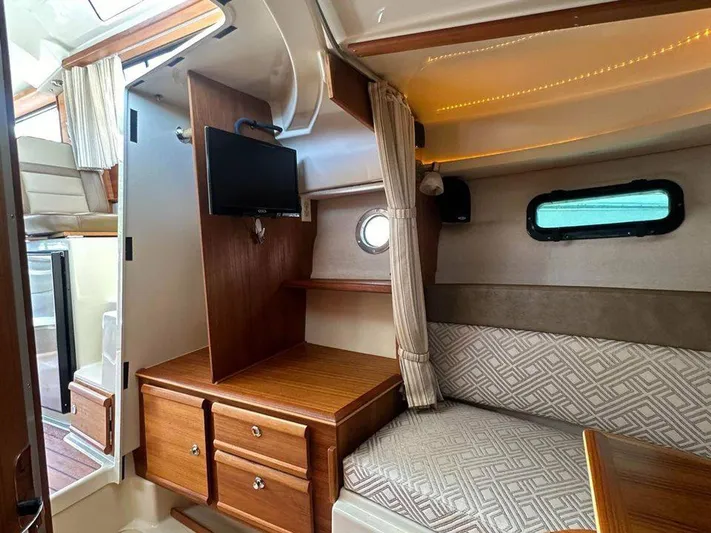 Moore Time Yacht Photos Pics 