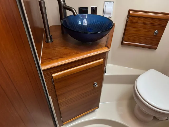 Moore Time Yacht Photos Pics 