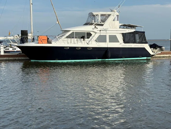 Lagypsie Yacht Photos Pics 