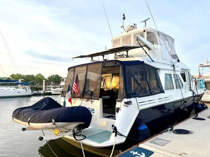 Lagypsie Yacht Photos Pics 