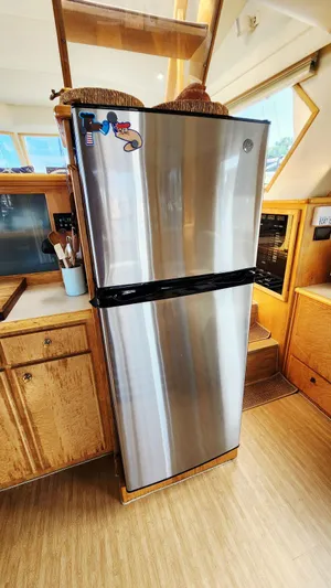 Lagypsie Yacht Photos Pics 