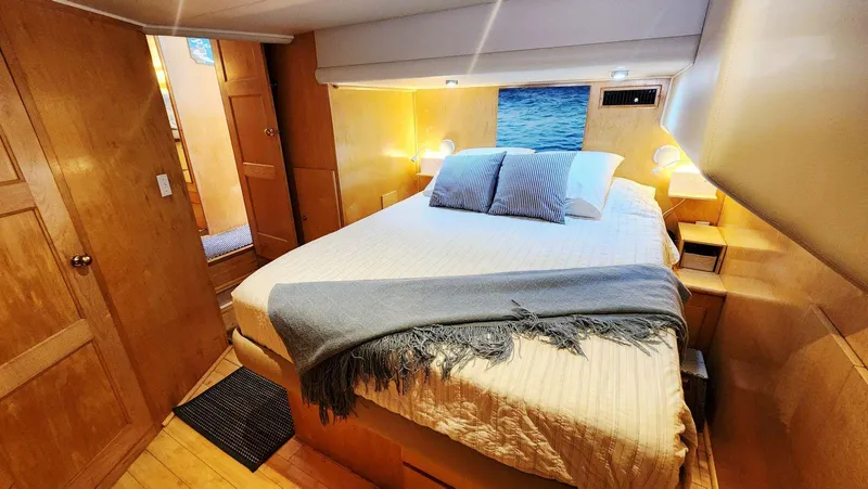 Lagypsie Yacht Photos Pics 