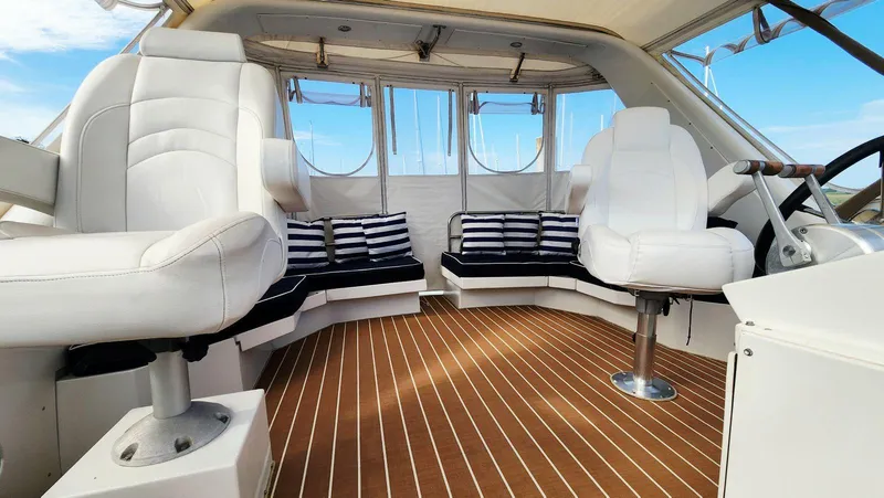 Lagypsie Yacht Photos Pics 