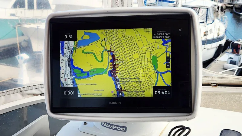 Lagypsie Yacht Photos Pics 