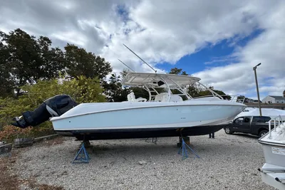 Boston Whaler 320 Outrage