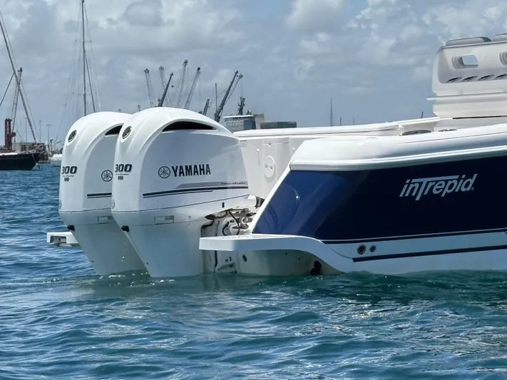 Agitator Yacht Photos Pics 2016 Intrepid 327 Center Console with twin Yamaha 300 engines on the water.