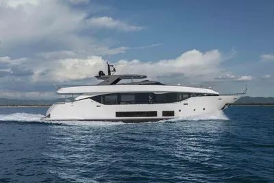 2023 Maiora 30 Walkaround