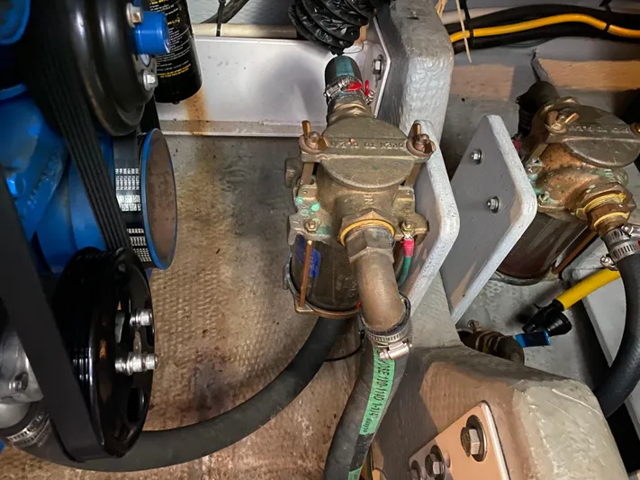 Aqua Holic Yacht Photos Pics 